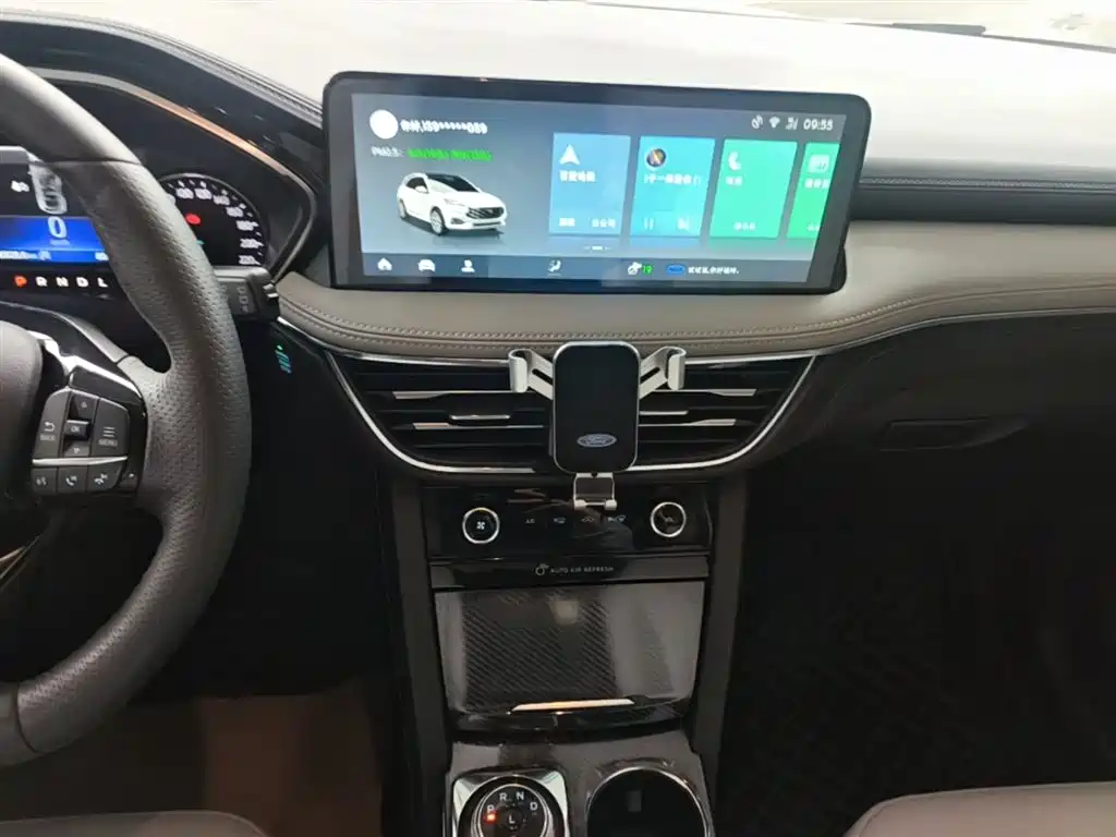 Ford Escape 2021 — фото 13