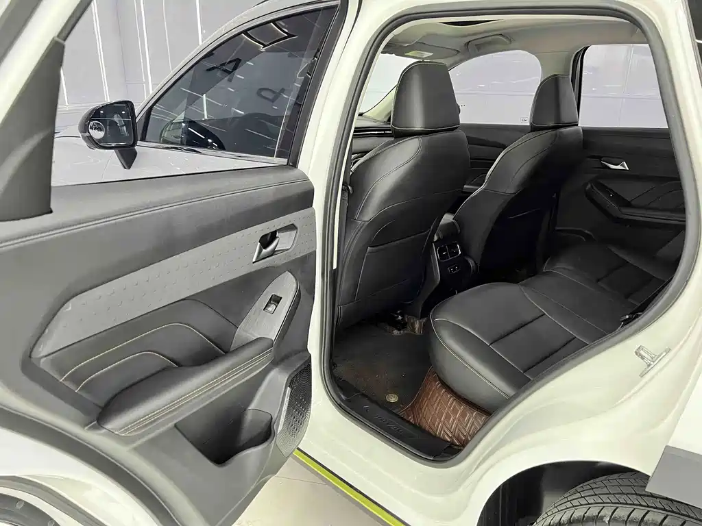 Haval Red Rabbit 2022 — фото 13