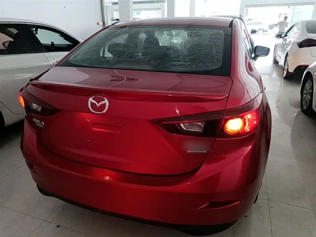 Mazda 3 Axela 2016 — фото 6