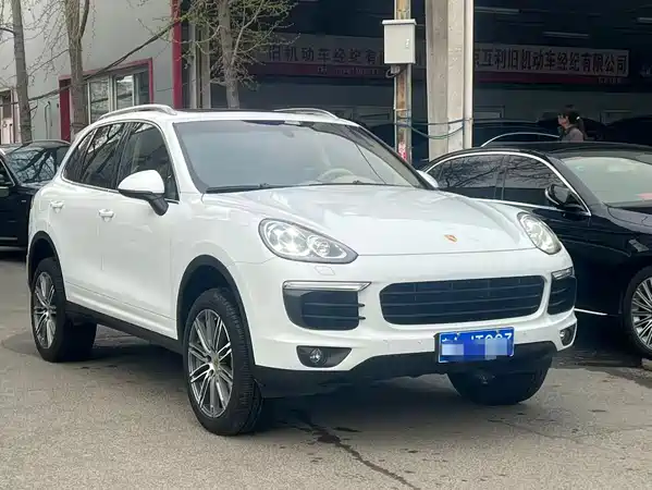 Porsche Cayenne 2016