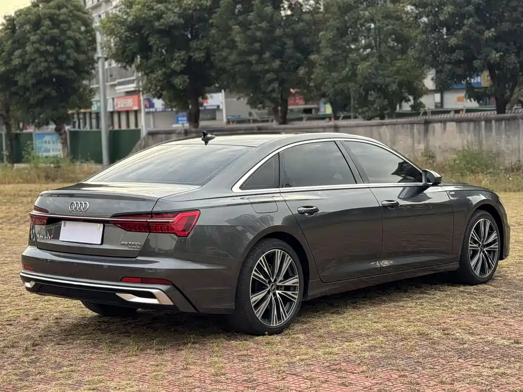 Audi A6L 2023 — фото 9