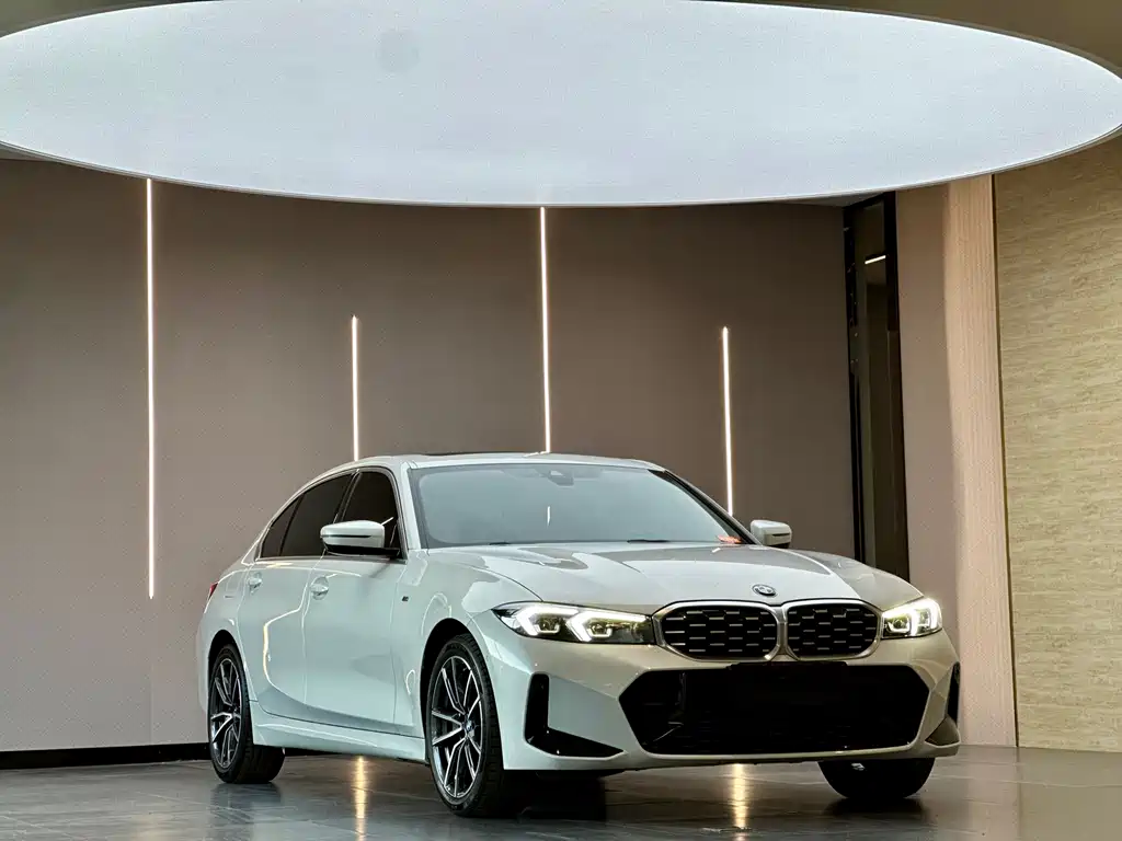 BMW 3 Series 2023