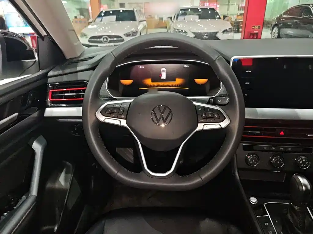 Volkswagen Lavida 2024