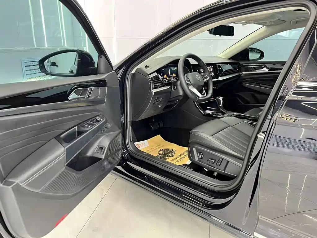 Volkswagen Passat 2023