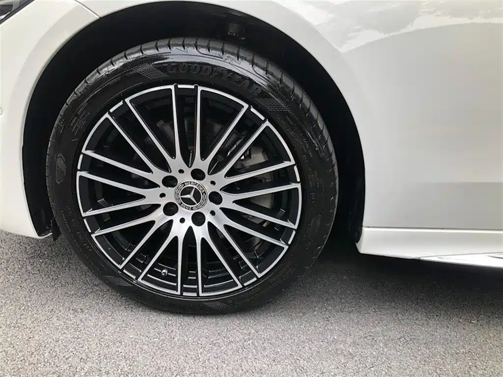 Mercedes-Benz C-Class 2023 — фото 15