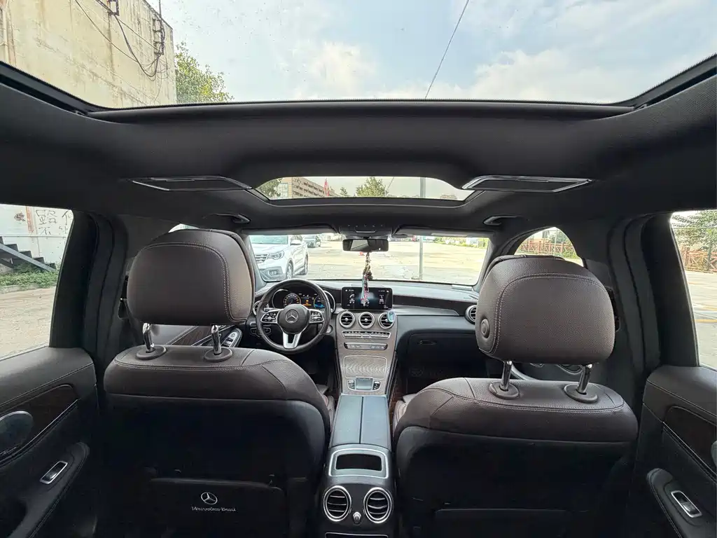Mercedes-Benz GLC 2019 — фото 10