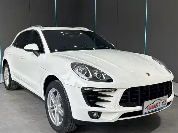 Porsche Macan 2016