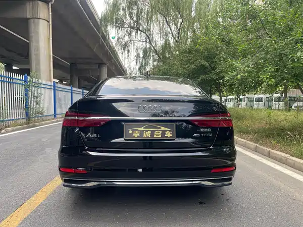Audi A6L 2023
