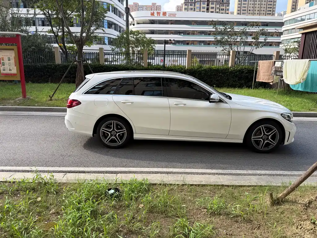 Mercedes-Benz C-Class 2019 — фото 4