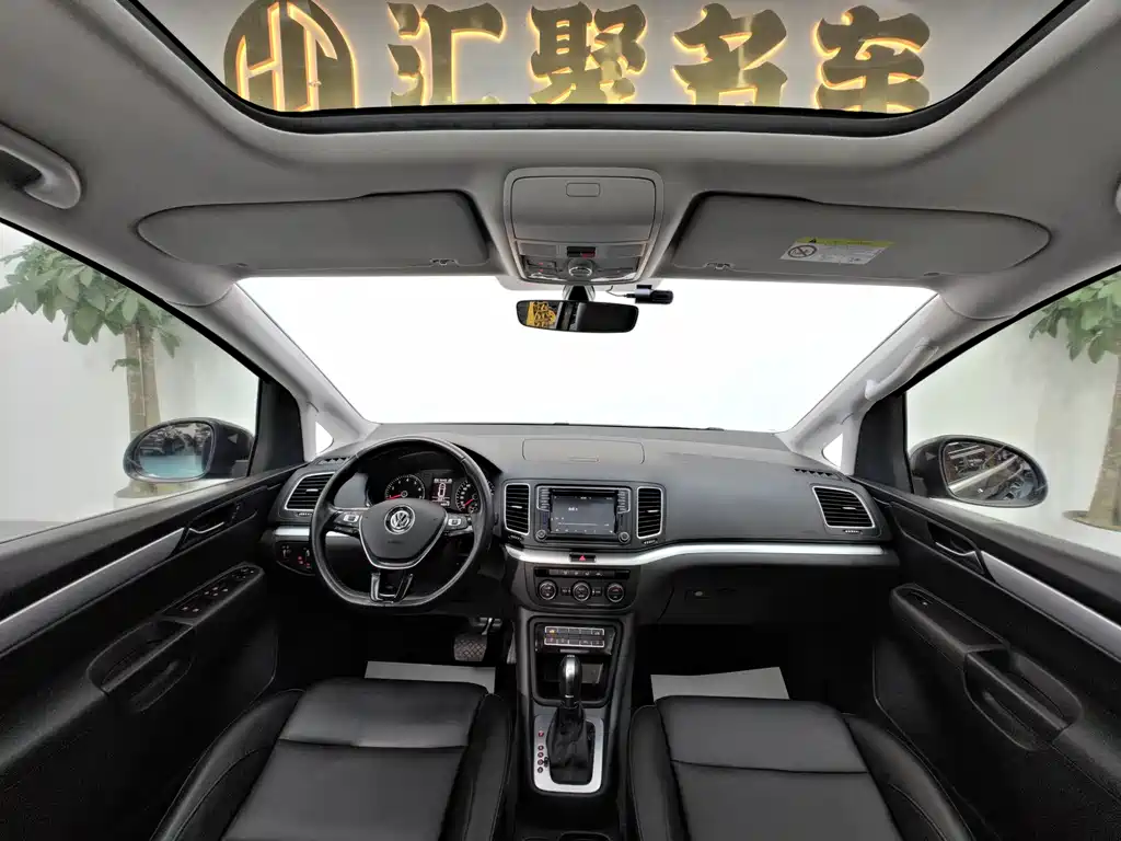 Volkswagen Sharan 2017 — фото 22
