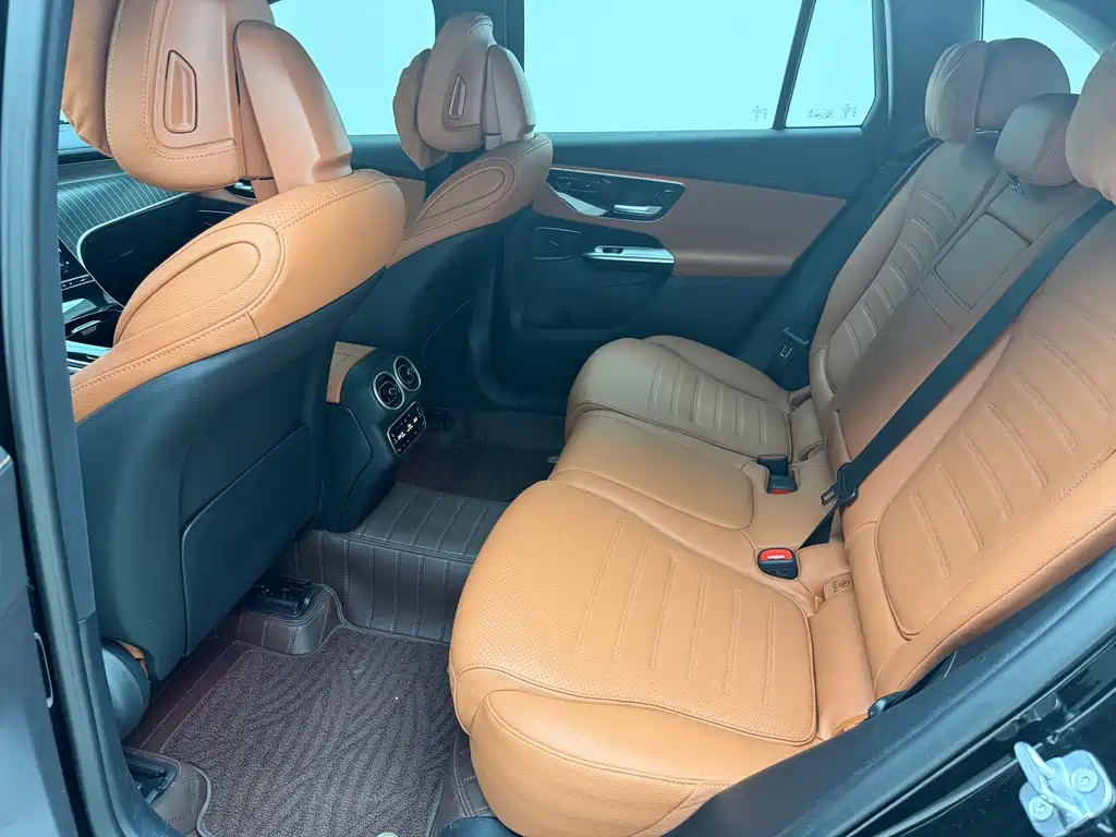 Mercedes-Benz GLC 2023 — фото 10