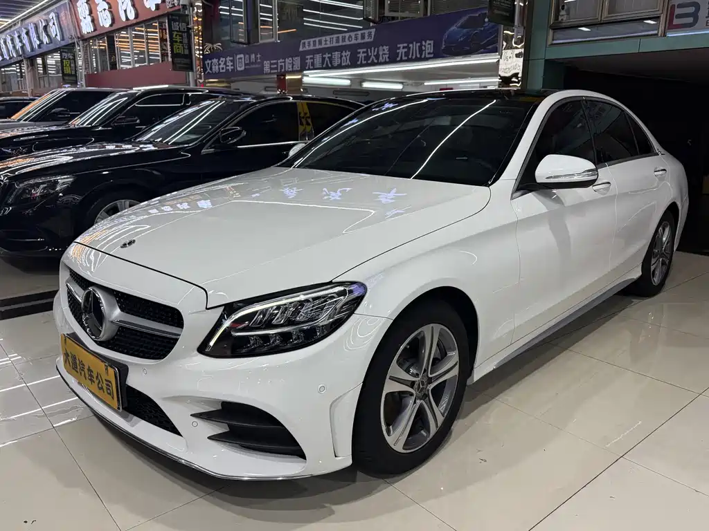 Mercedes-Benz C-Class 2020 — фото 1
