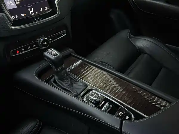 Volvo XC90 2017