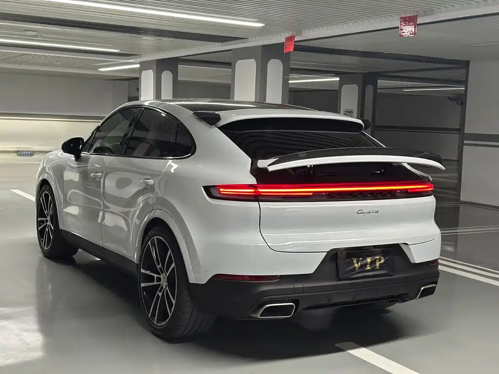 Porsche Cayenne 2025 — фото 27