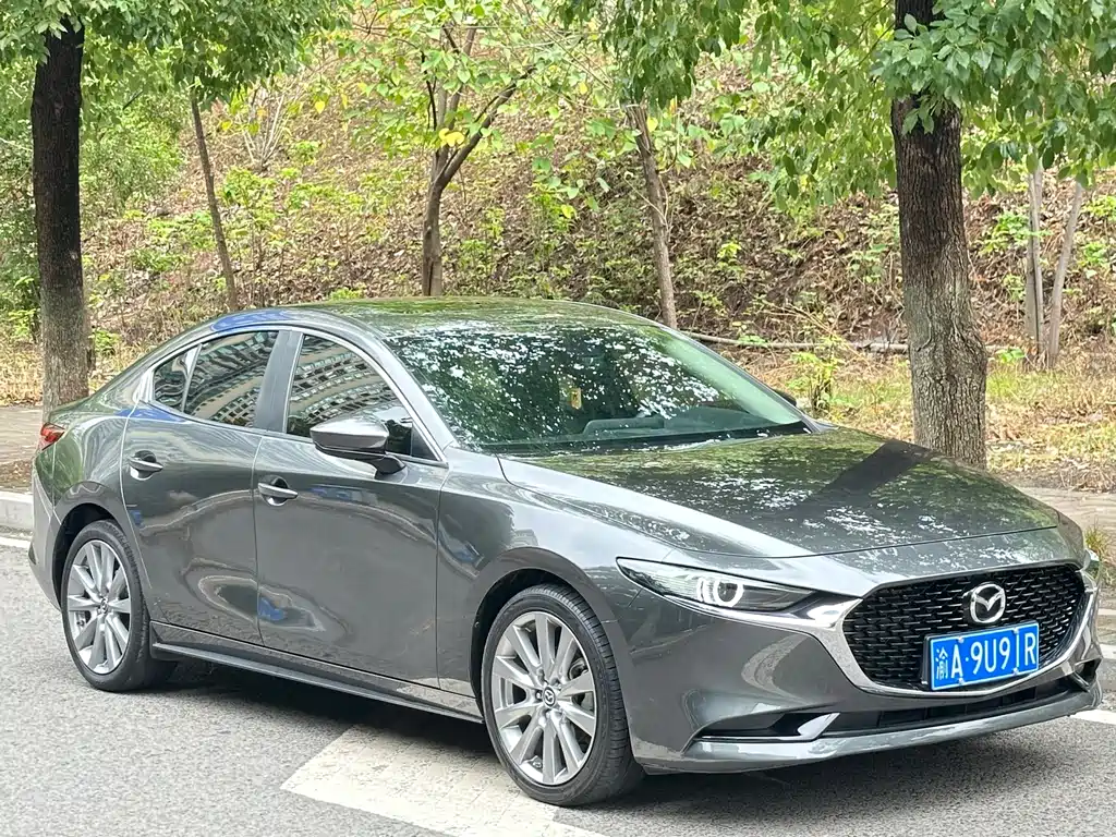 Mazda 3 Axela 2021