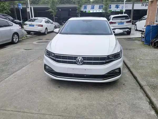 Volkswagen Bora 2021