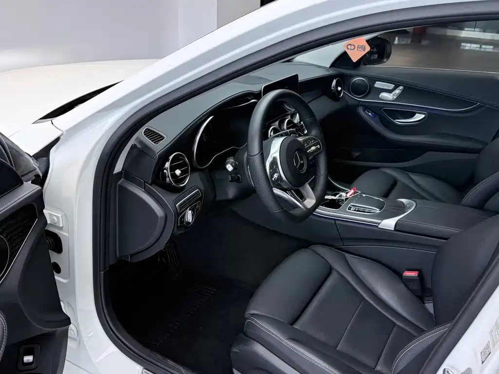 Mercedes-Benz C-Class 2020 — фото 12