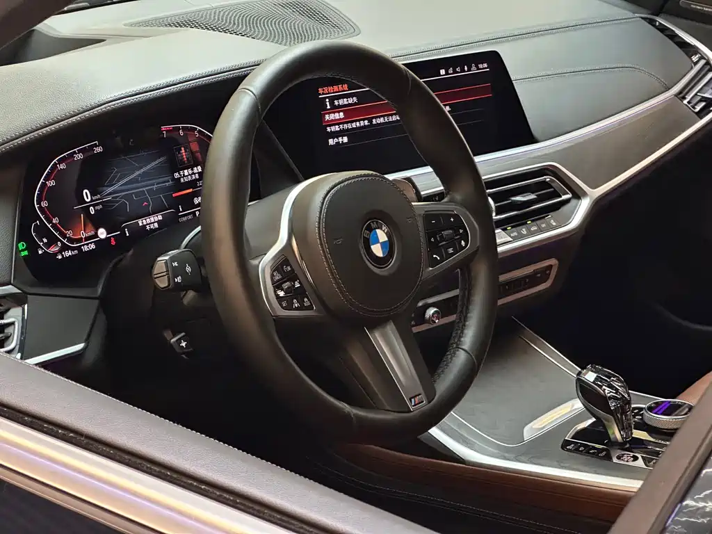 BMW X7 2019 — фото 18