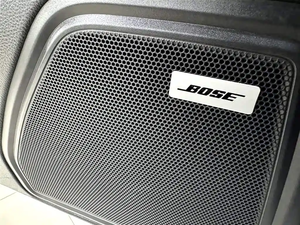 Porsche Macan 2023 — фото 18