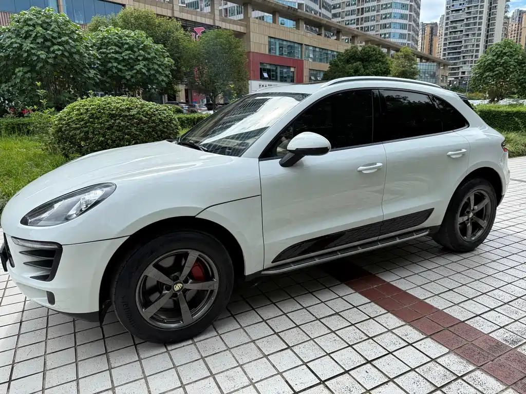 Porsche Macan 2016 — фото 8