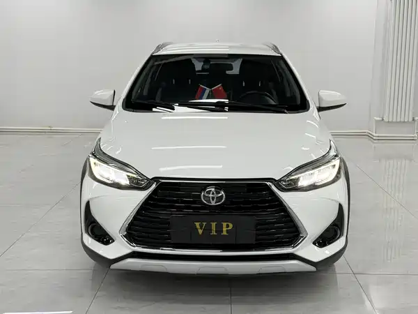 Toyota Yaris L 2022