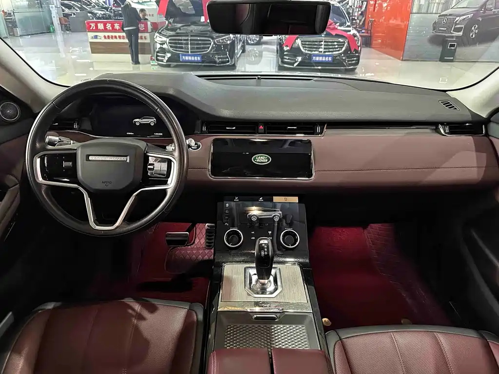 Land Rover Range Rover Evoque 2023 — фото 11