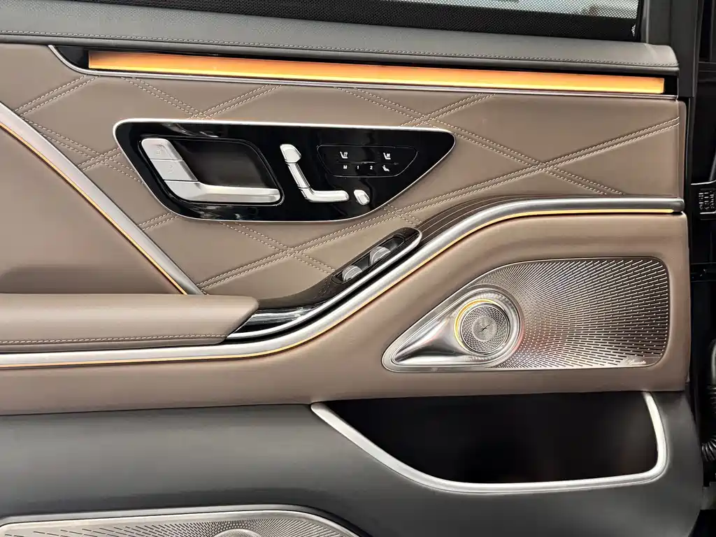 Mercedes-Benz Maybach S-Class 2022 — фото 10
