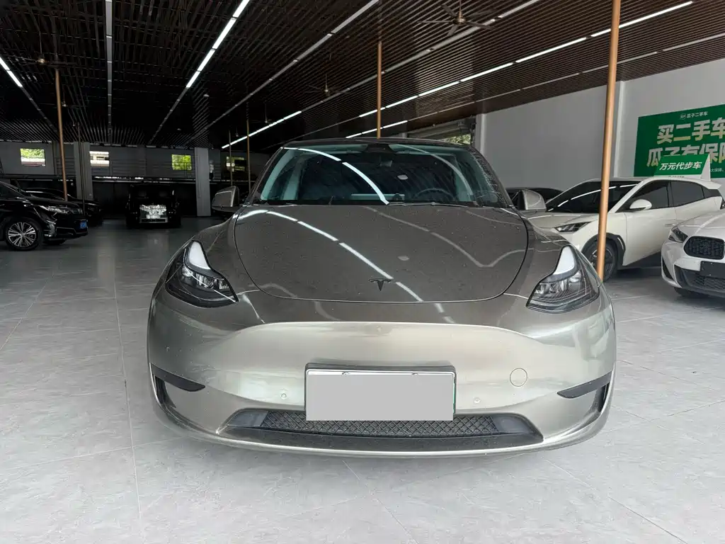 Tesla Model Y 2022 — фото 3