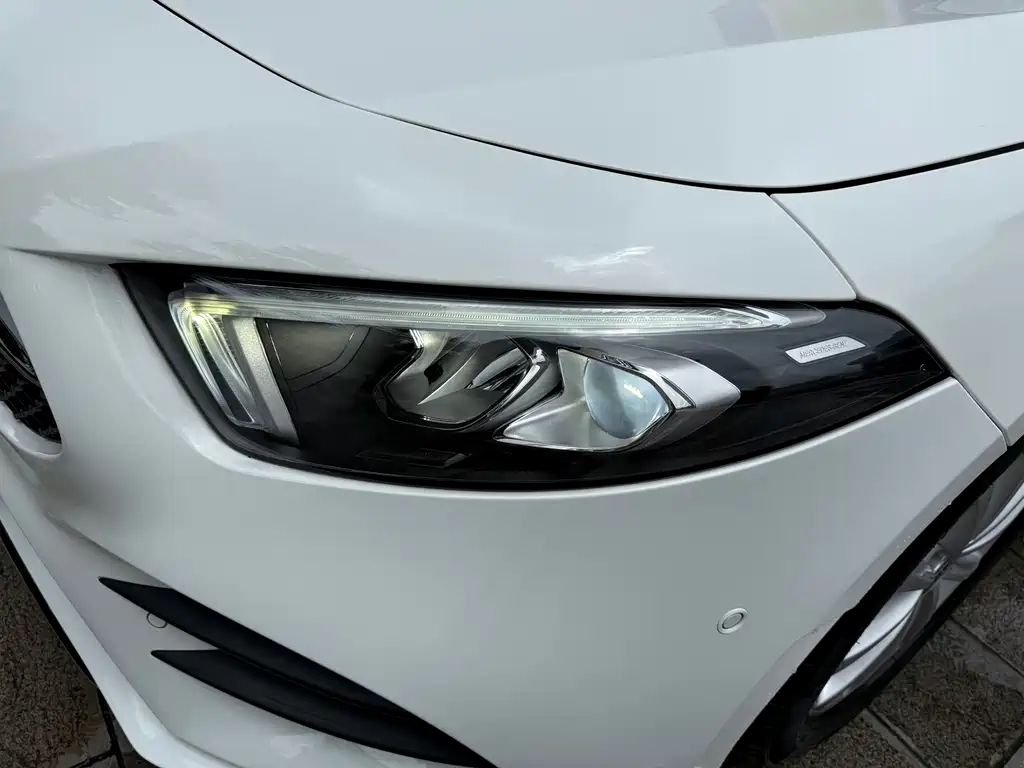 Mercedes-Benz A-Class 2019 — фото 12