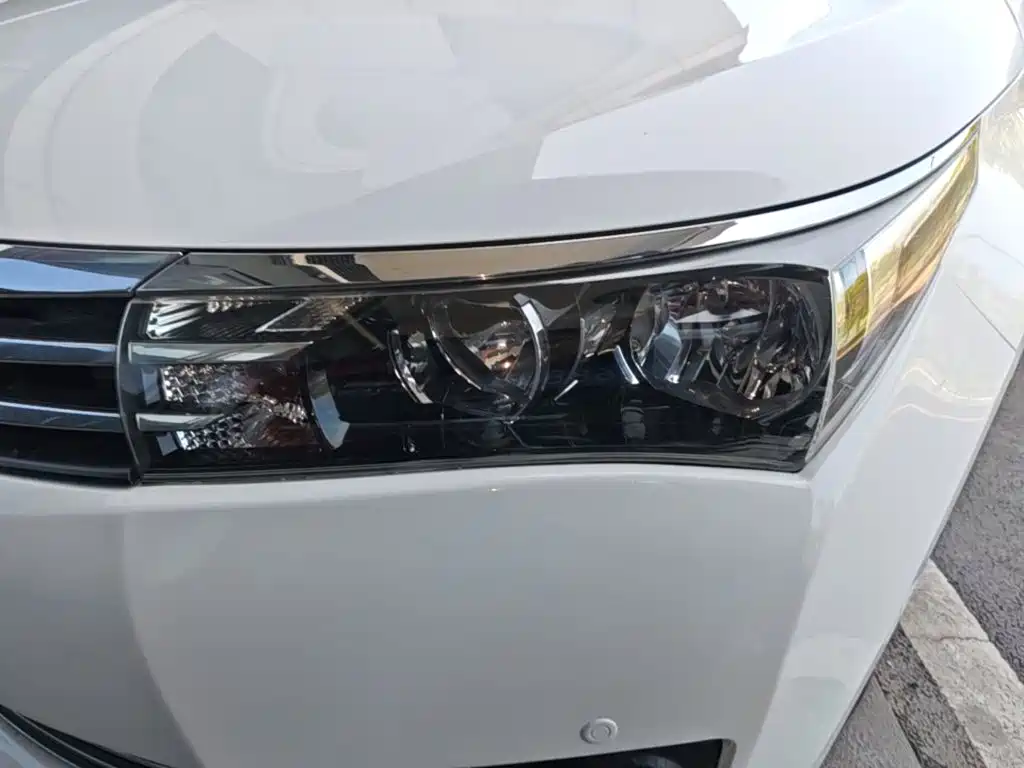Toyota Corolla 2016 — фото 24