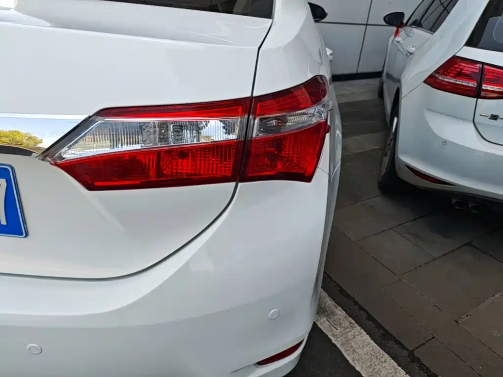 Toyota Corolla 2016 — фото 8