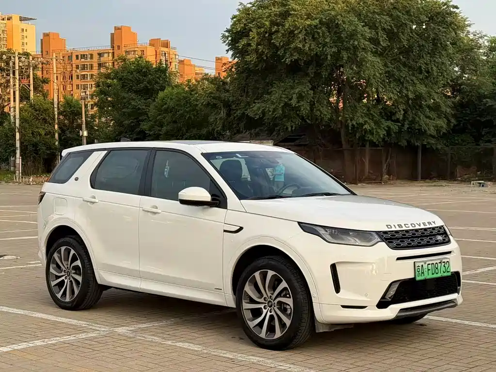 Land Rover Discovery Sport Hybrid 2021