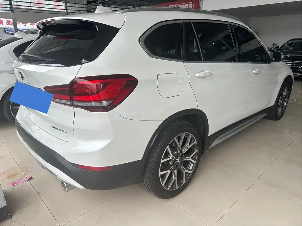 BMW X1 2021 — фото 12