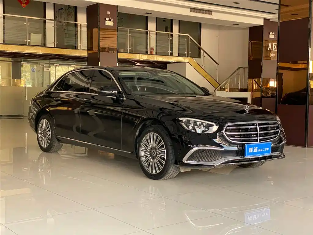 Mercedes-Benz E-Class 2023