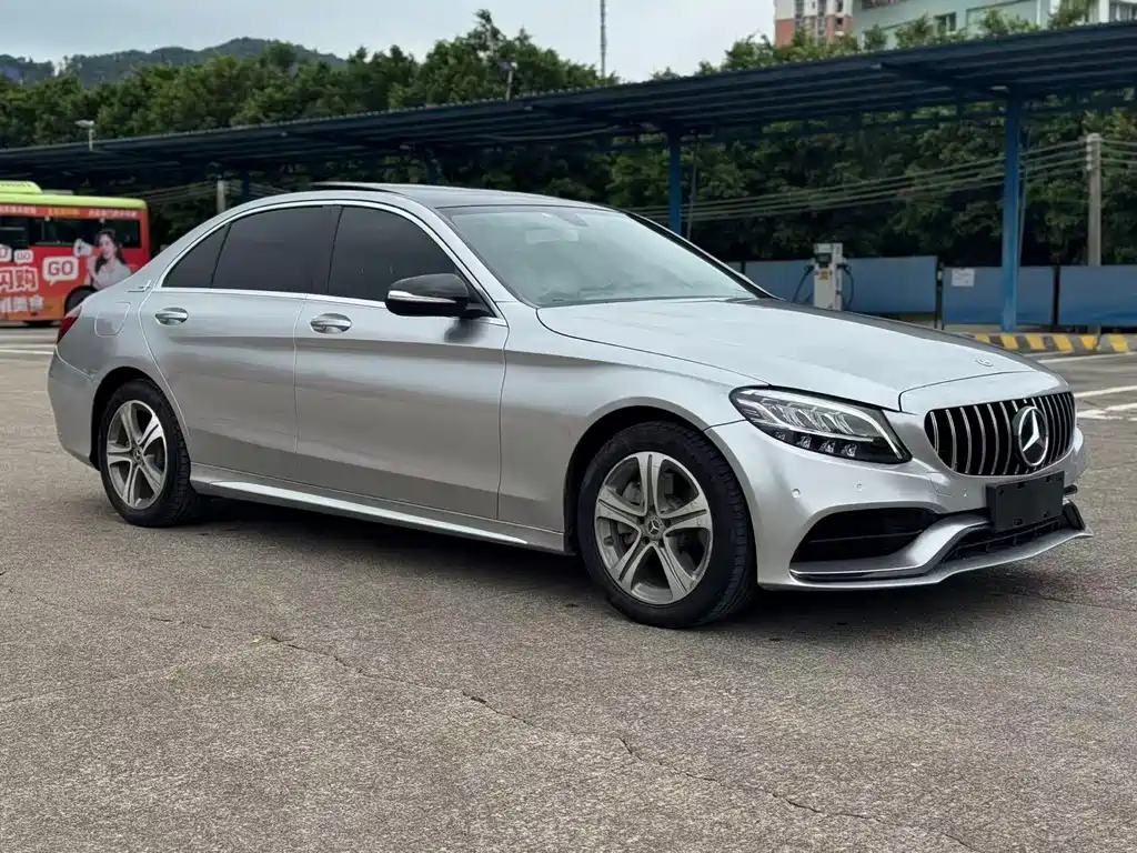 Mercedes-Benz C-Class 2020 — фото 3