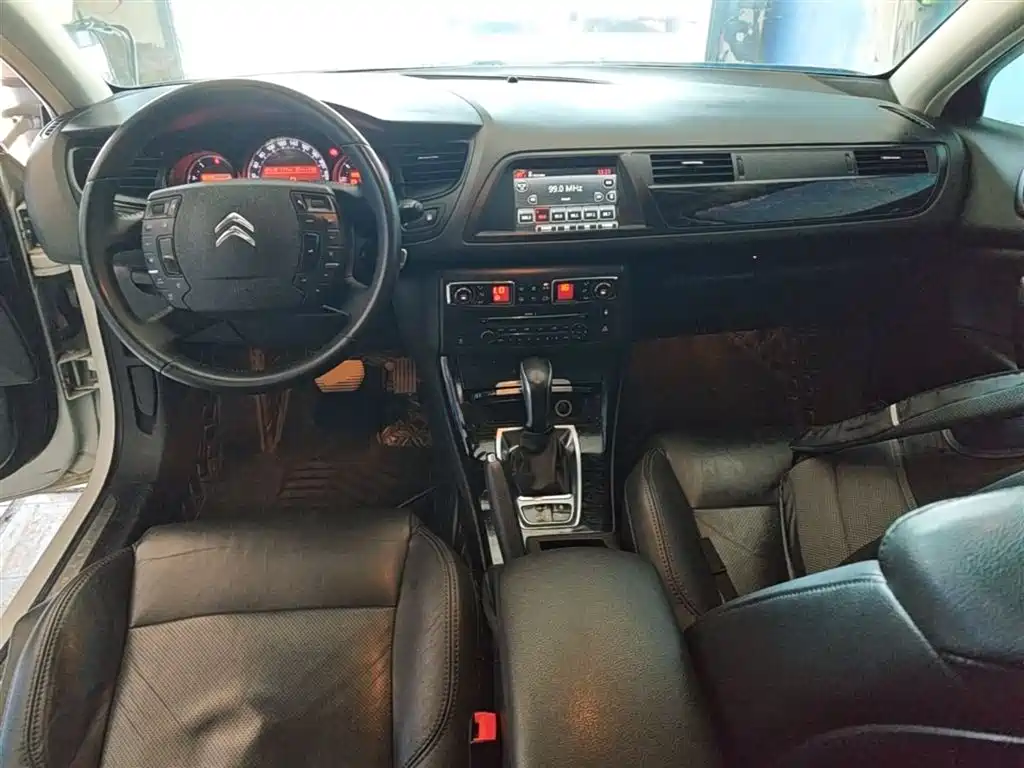 Citroen C5 2015 — фото 10