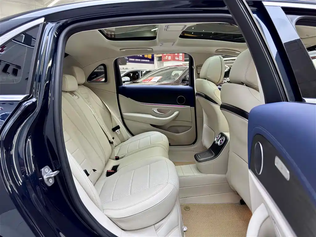 Mercedes-Benz E-Class 2023