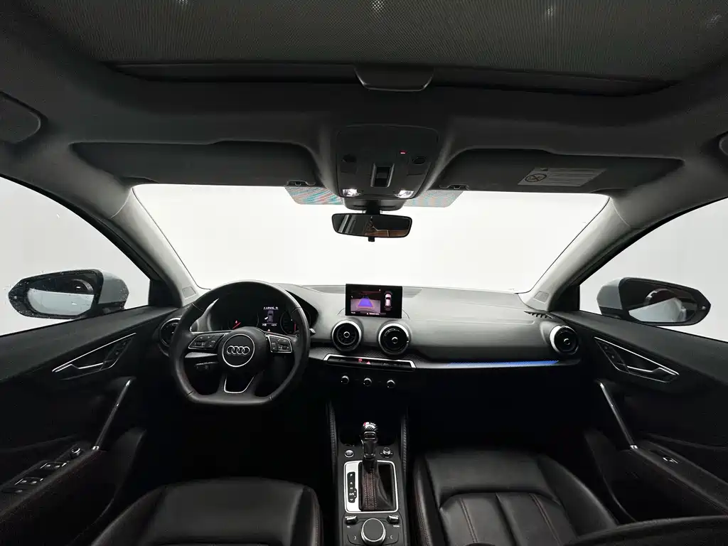 Audi Q2L 2022 — фото 12