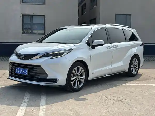 Toyota Sienna 2022