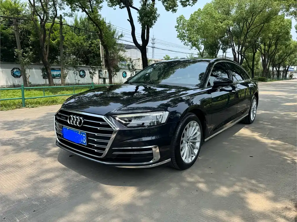 Audi A8 2021