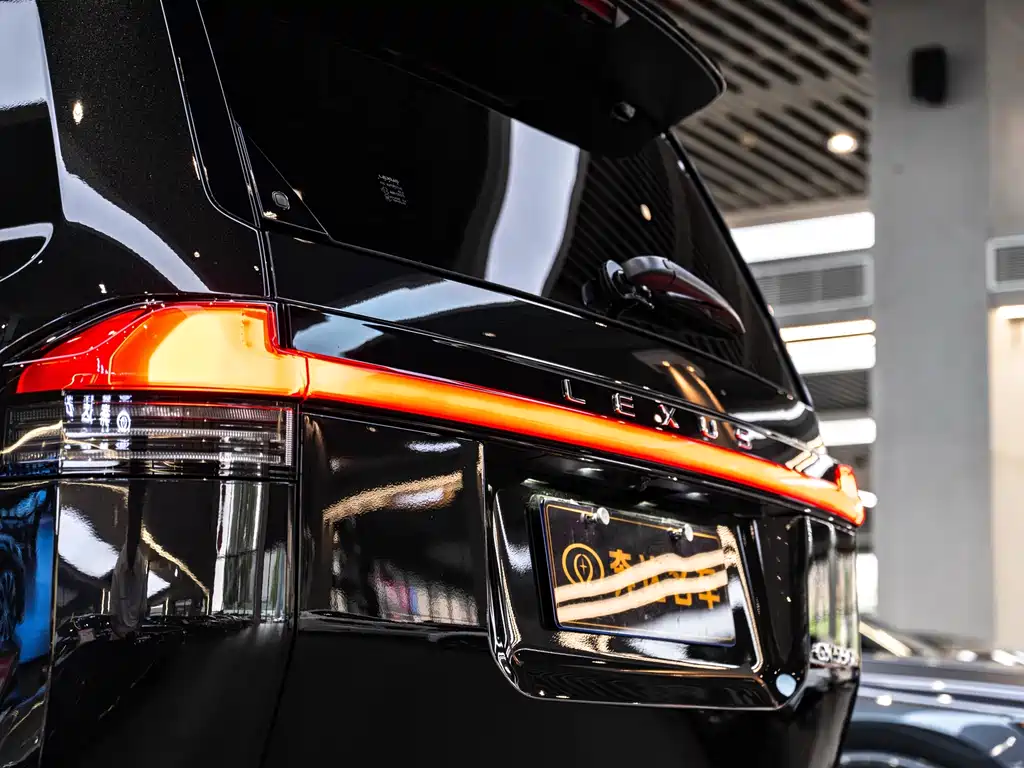 Lexus GX 2025