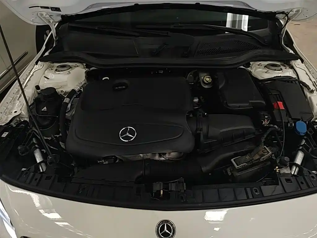 Mercedes-Benz GLA 2017 — фото 20
