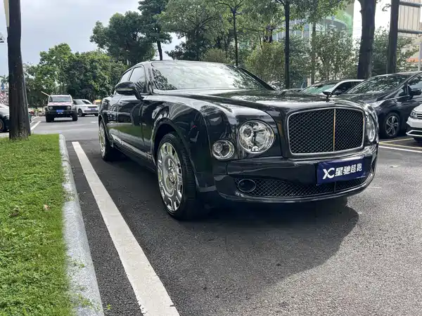 Bentley Mulsanne 2021