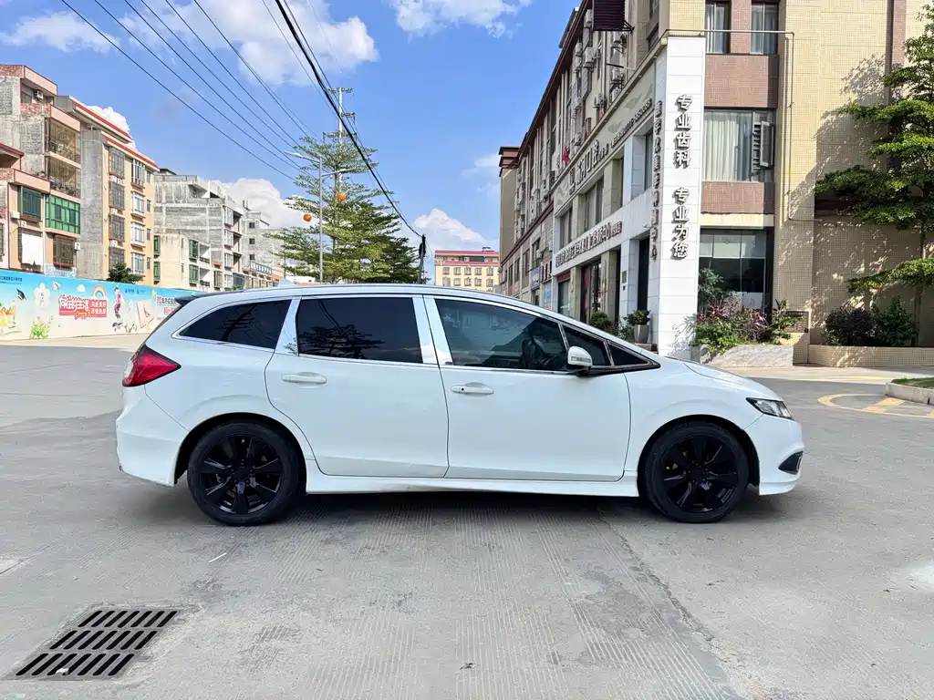 Honda Jade 2014