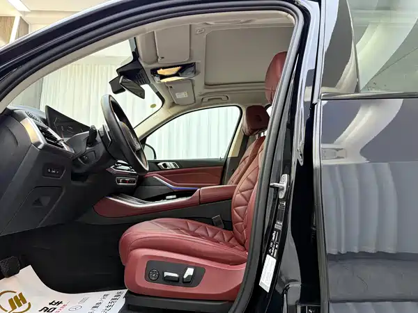 BMW X5 2025