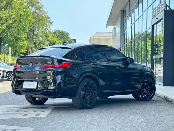 BMW X4 M 2025