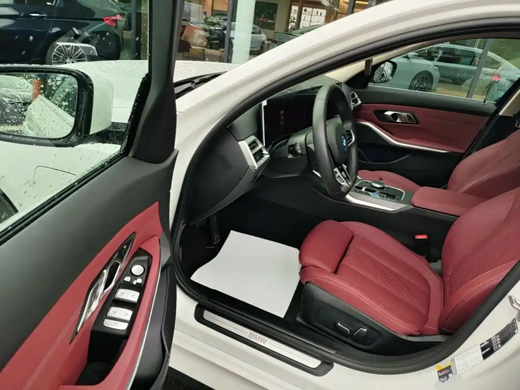 BMW i3 2025 — фото 16