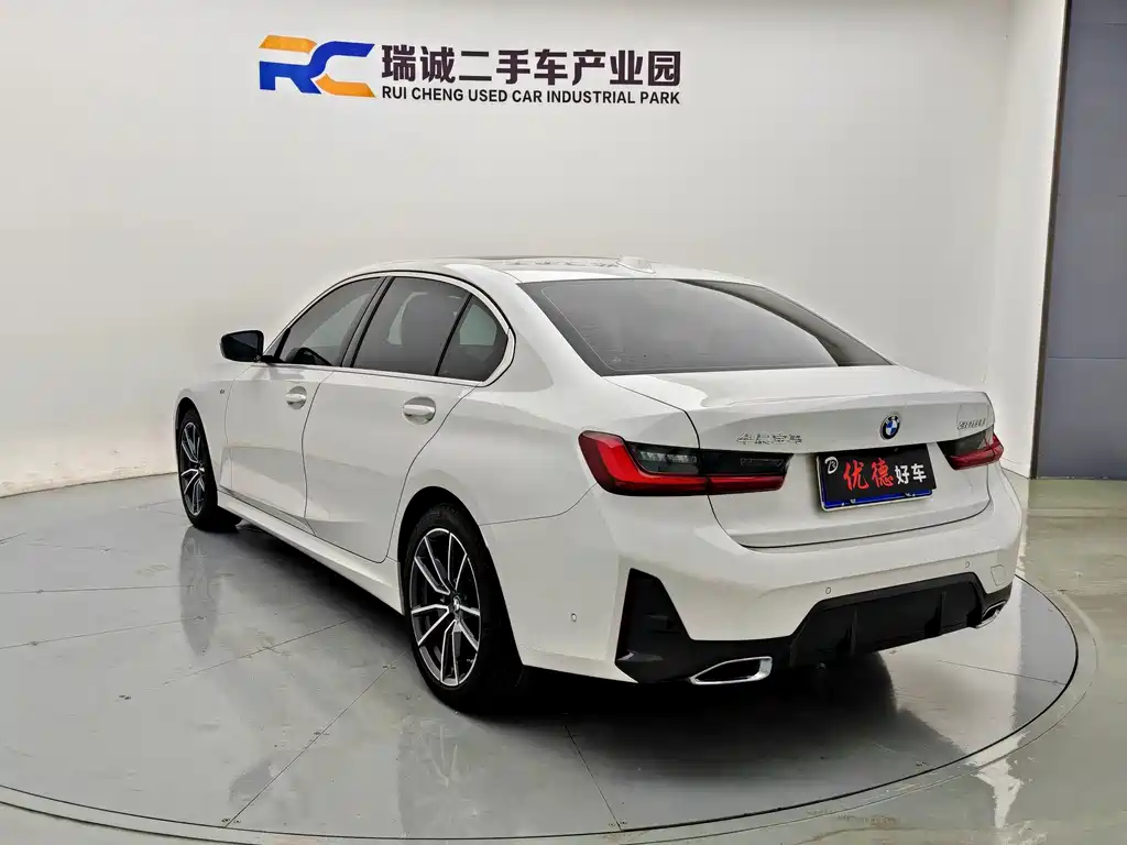 BMW 3 Series 2023 — фото 15