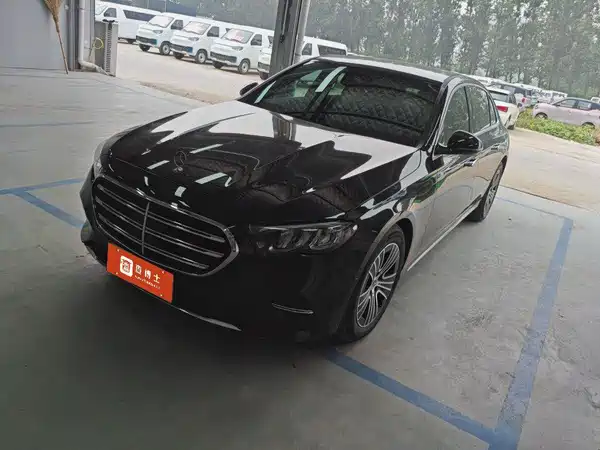 Mercedes-Benz E-Class 2024