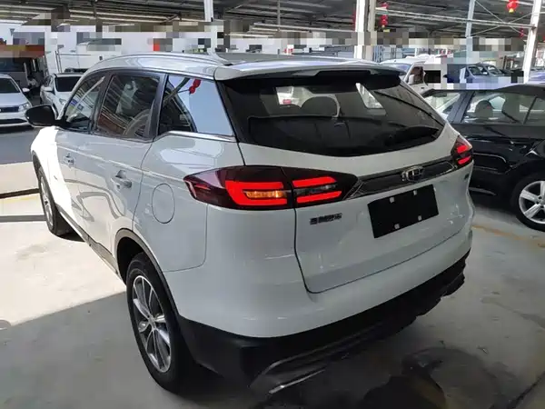 Geely Boyue 2018